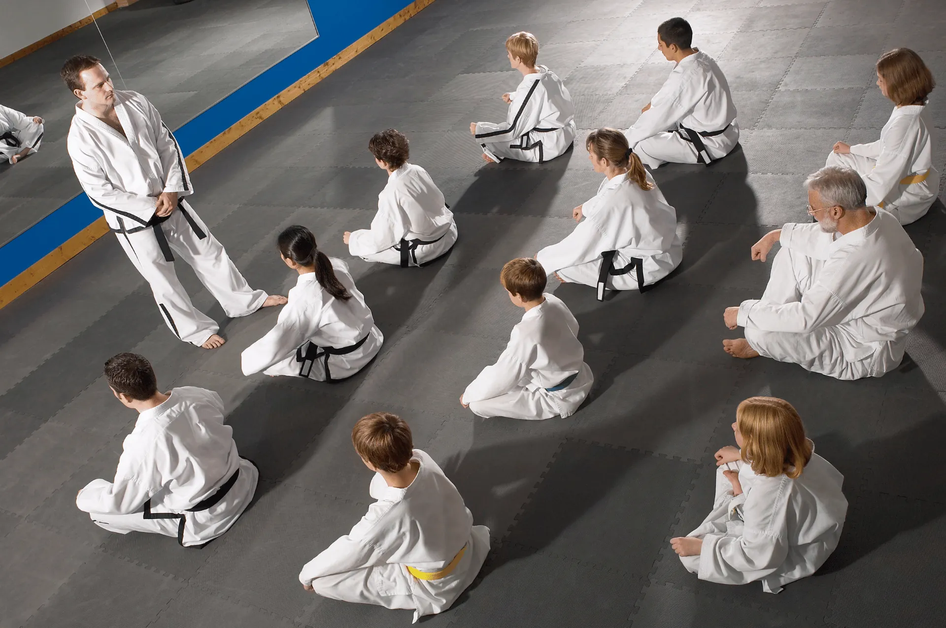 Students training at The Apiary 447